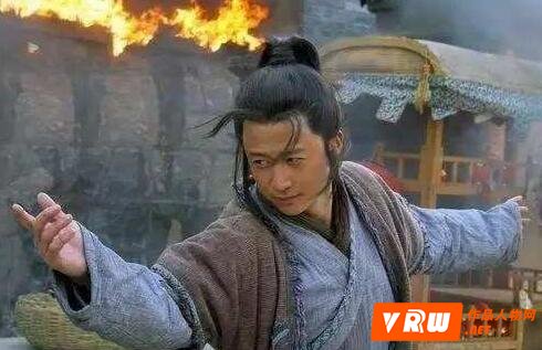 金钱豹子汤隆赚徐宁上山的原因