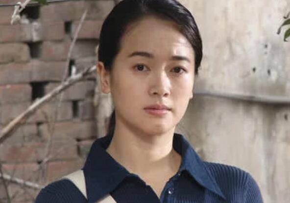 《遥远的救世主》肖亚文是怎样的人 有什么性