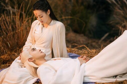 枕上书凤九恢复记忆与东华圆房了吗?