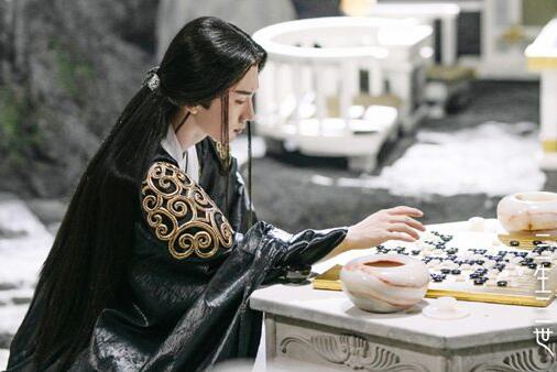 燕池悟为何和谢画楼一起?